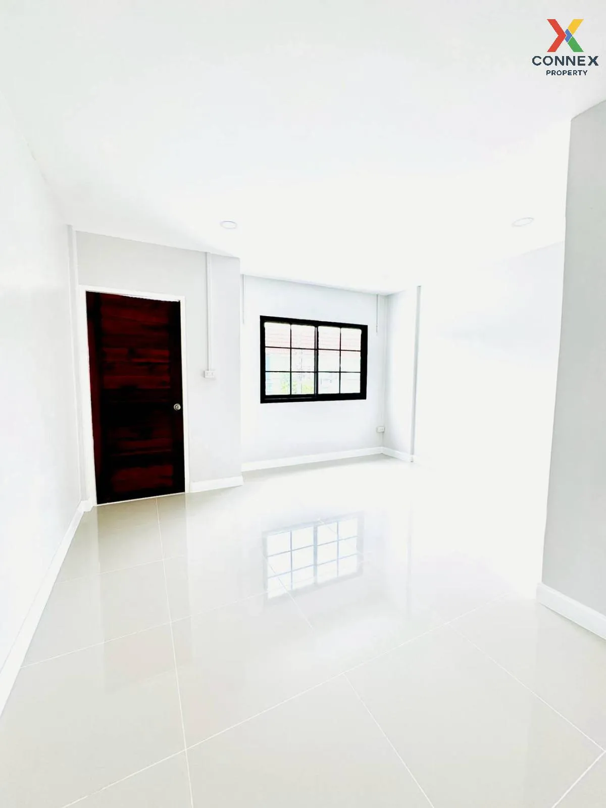 For Sale Townhouse/Townhome  , Baan Buathong 3 , newly renovated 