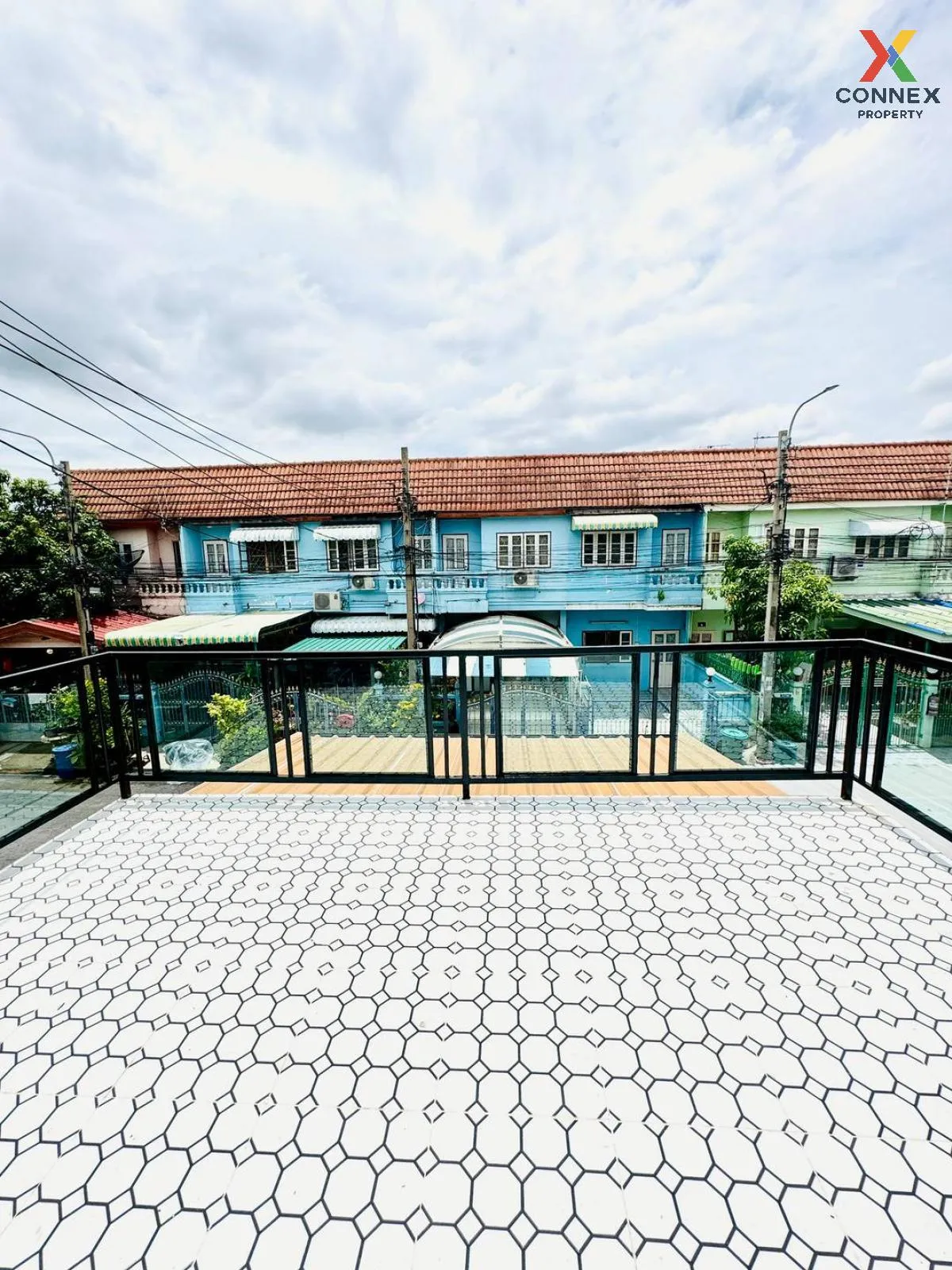 For Sale Townhouse/Townhome  , Baan Buathong 3 , newly renovated 