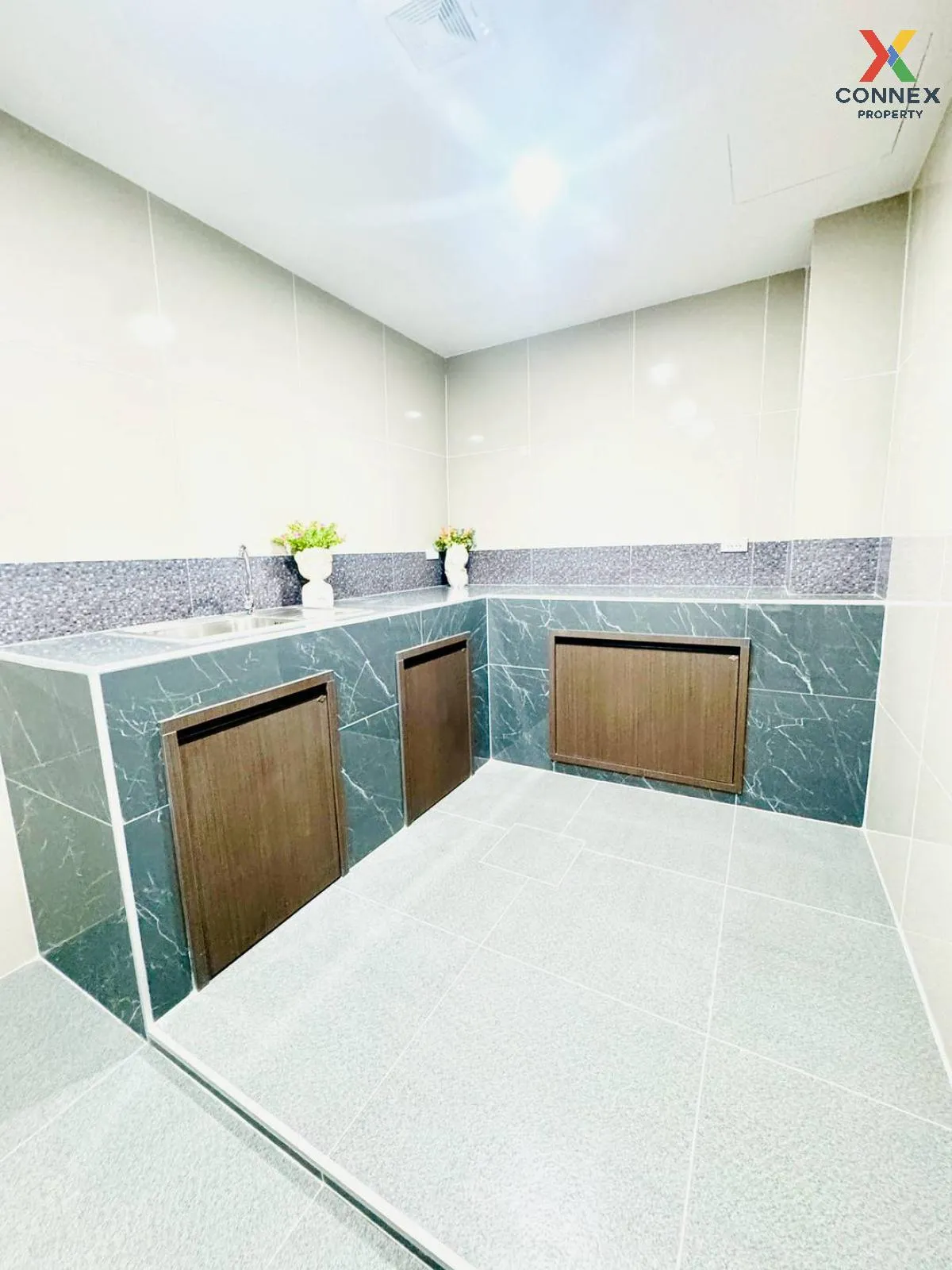 For Sale Townhouse/Townhome  , Baan Pharuai Bangbouthong , newly 