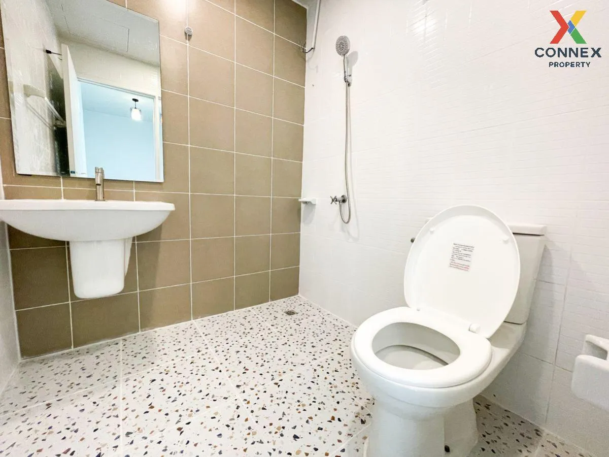 For Sale Townhouse/Townhome  , Baan Pruksa 112 Klongbangpai Stati