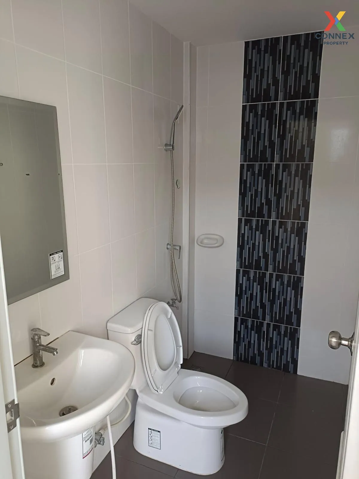 For Sale Townhouse/Townhome  , Suetrong Cozy Bangbuathong-340 , L