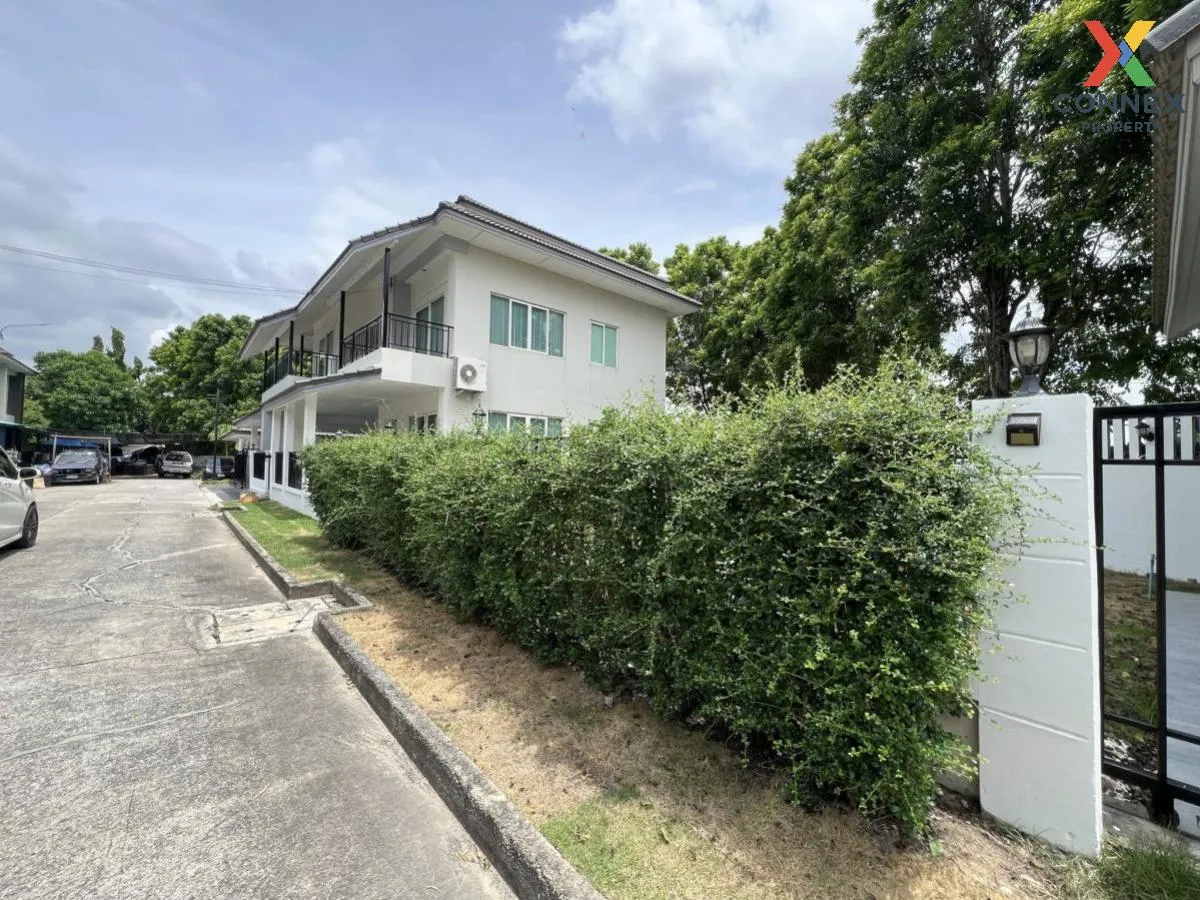 For Sale House , Suetrong Cozy Bangbuathong-340 , Lahan , Bang Bu