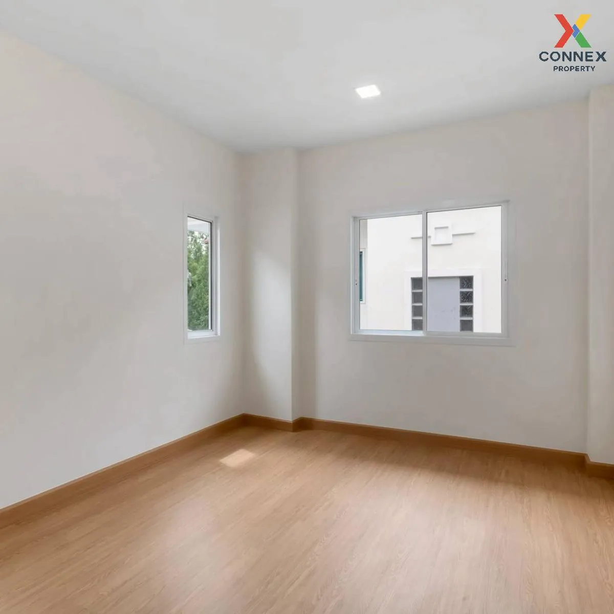 For Sale House , SENA Green Ville Lamlukka - Klong 2 , newly reno