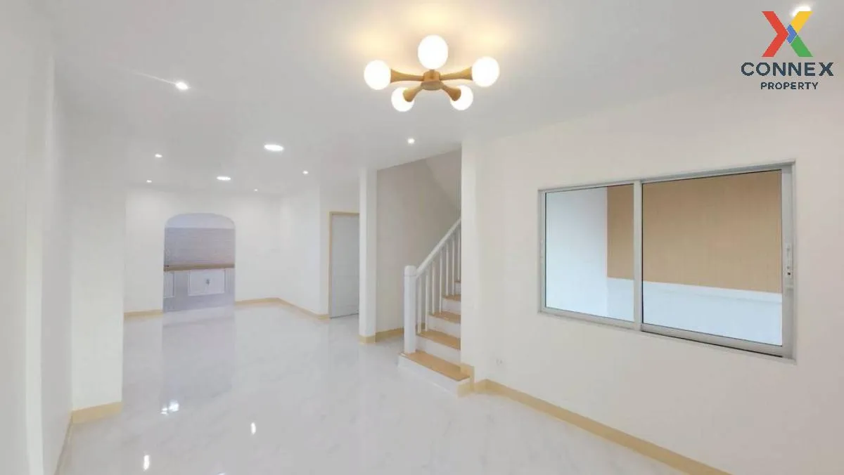 For Sale Townhouse/Townhome  , Baan Piyawararom 1 , wide frontage