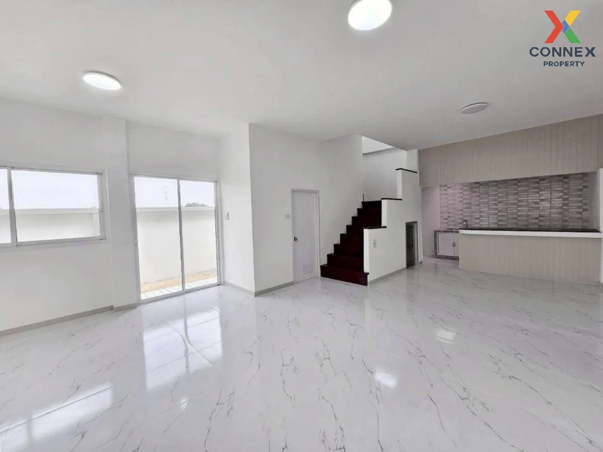 For Sale Townhouse/Townhome  , Baan Supakorn , corner unit , newl