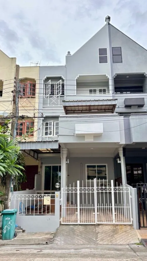 เช่าทาวน์เฮ้าส์/ทาวน์โฮม  ลลิล กรีนวิลล์ - ศรีนครินทร์ MRT-ศรีแบริ่ง (สายสีเหลือง) บางแก้ว บางพลี สมุทรปราการ CX-125967