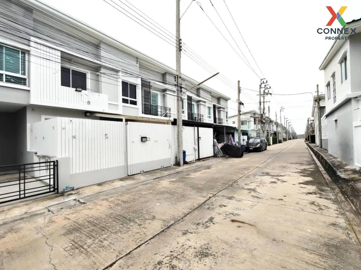 For Sale Townhouse/Townhome  , Nirun Ville 55 Srinakarin , wide f 3