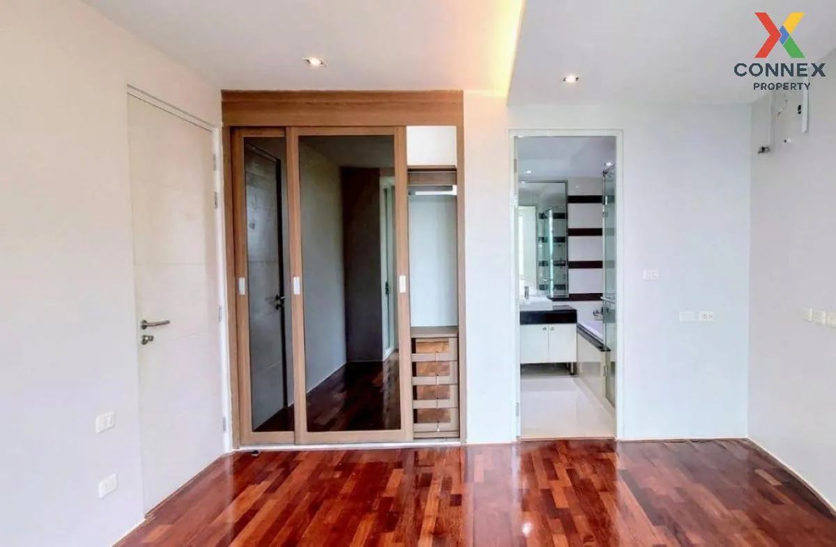 For Sale Condo , Beverly 33 , Duplex , nice view , high floor , c