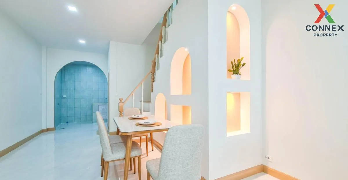 For Sale Townhouse/Townhome  , Indraview Phraya Suren 19 , Bang C