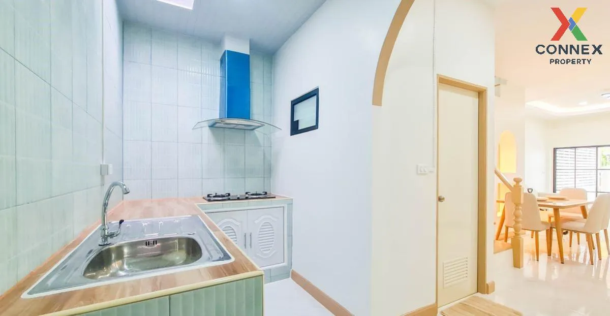 For Sale Townhouse/Townhome  , Indraview Phraya Suren 19 , Bang C