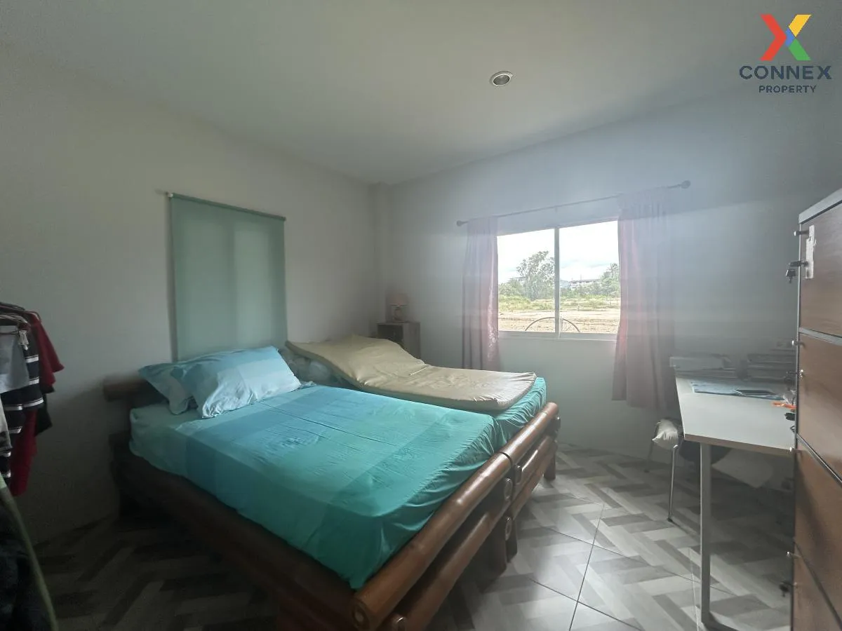 For Sale For sale: 2 bedroom, 2 bathroom single house, Soi Chamch 2