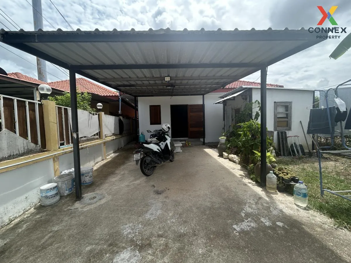 For Sale For sale: 2 bedroom, 2 bathroom single house, Soi Chamch