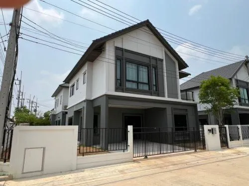 For Sale House , Britania Ratchaphruek - Kanchanaphisek , Khlong Phra Udom , Lat Lum Kaeo , Pathum Thani , CX-126051