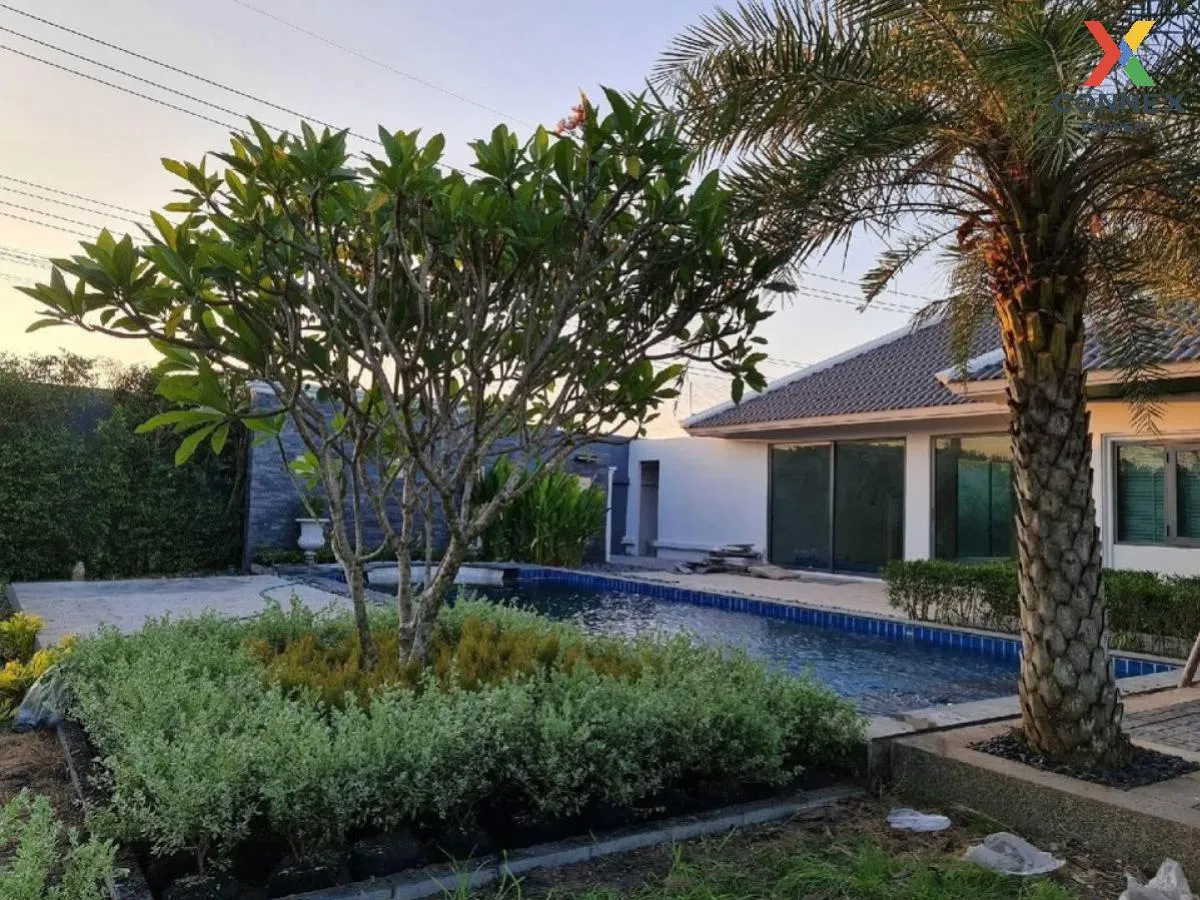 For Sale House , European Thai House Village , Bang Lamung , Nong