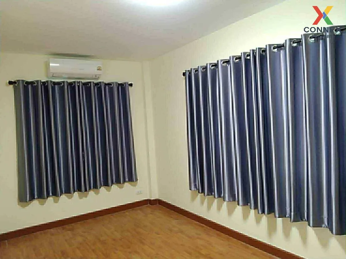 For Rent House , Casa Ville Ramkhamhaeng - Wongwaen , wide fronta