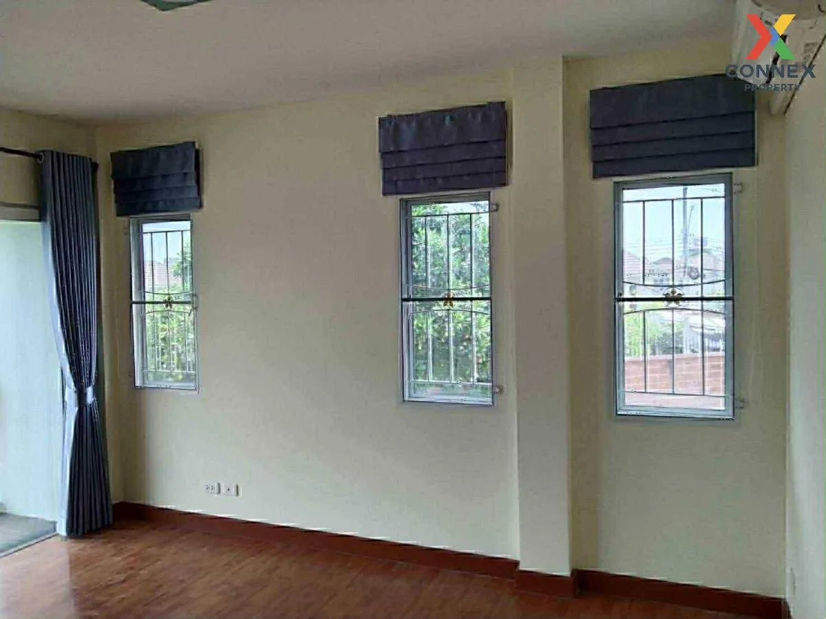 For Rent House , Casa Ville Ramkhamhaeng - Wongwaen , wide fronta