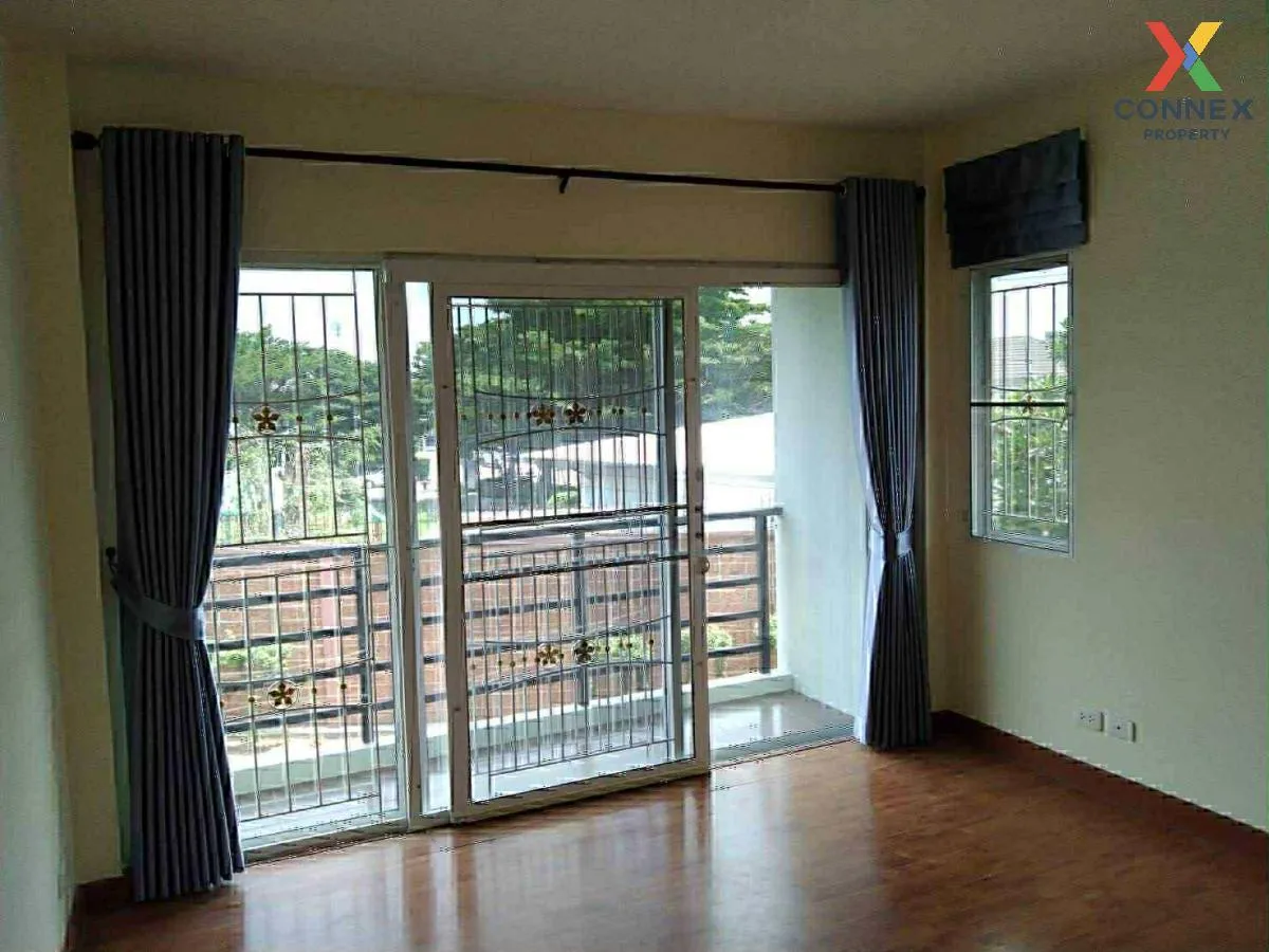 For Rent House , Casa Ville Ramkhamhaeng - Wongwaen , wide fronta