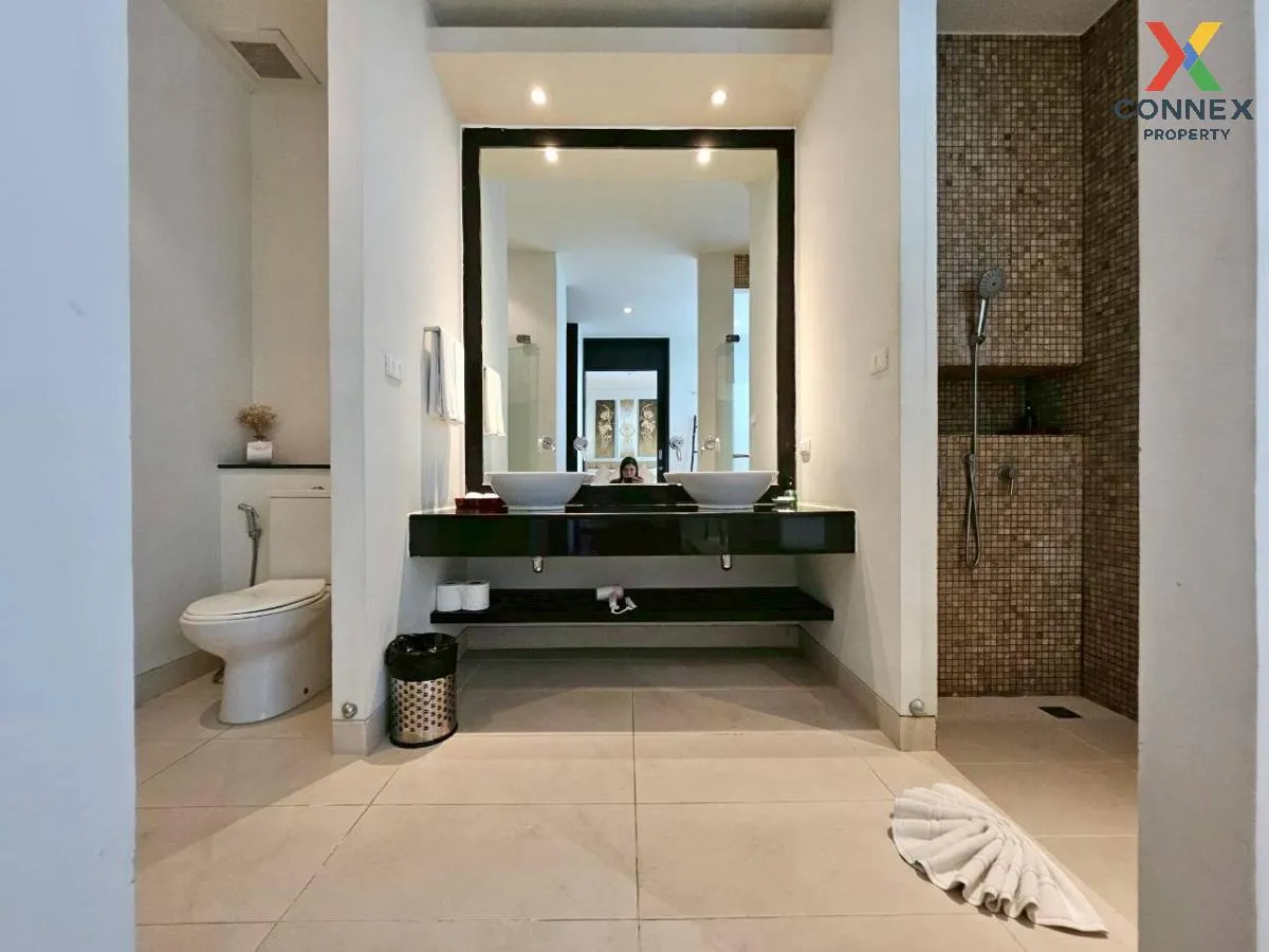 For Sale Condo , Kata Gardens , nice view , river view , wide fro