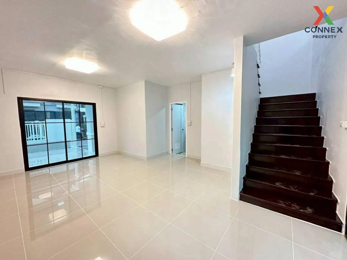 For Sale House , Baan Pruksa 14 A Bangbuathong , corner unit , Ba