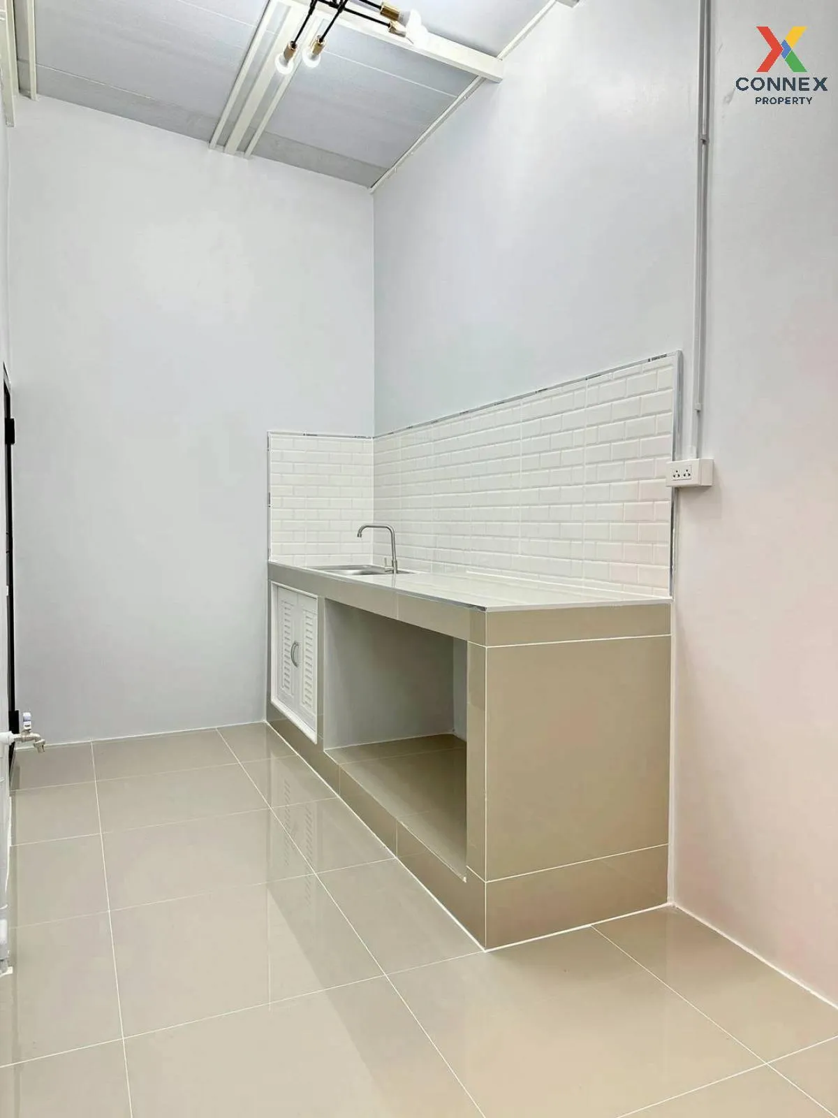 For Sale House , Baan Pruksa 14 A Bangbuathong , corner unit , Ba