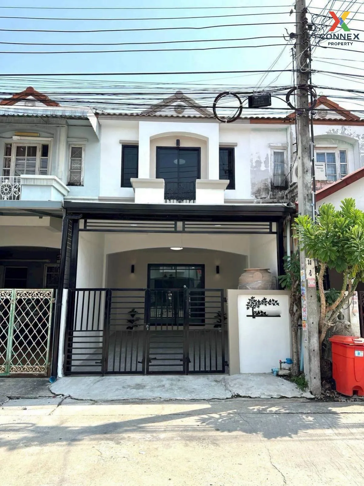 ขายทาวน์เฮ้าส์/ทาวน์โฮม  เค.ซี. รามอินทรา 8 รีโนเวทใหม่ สามวาตะวั 1