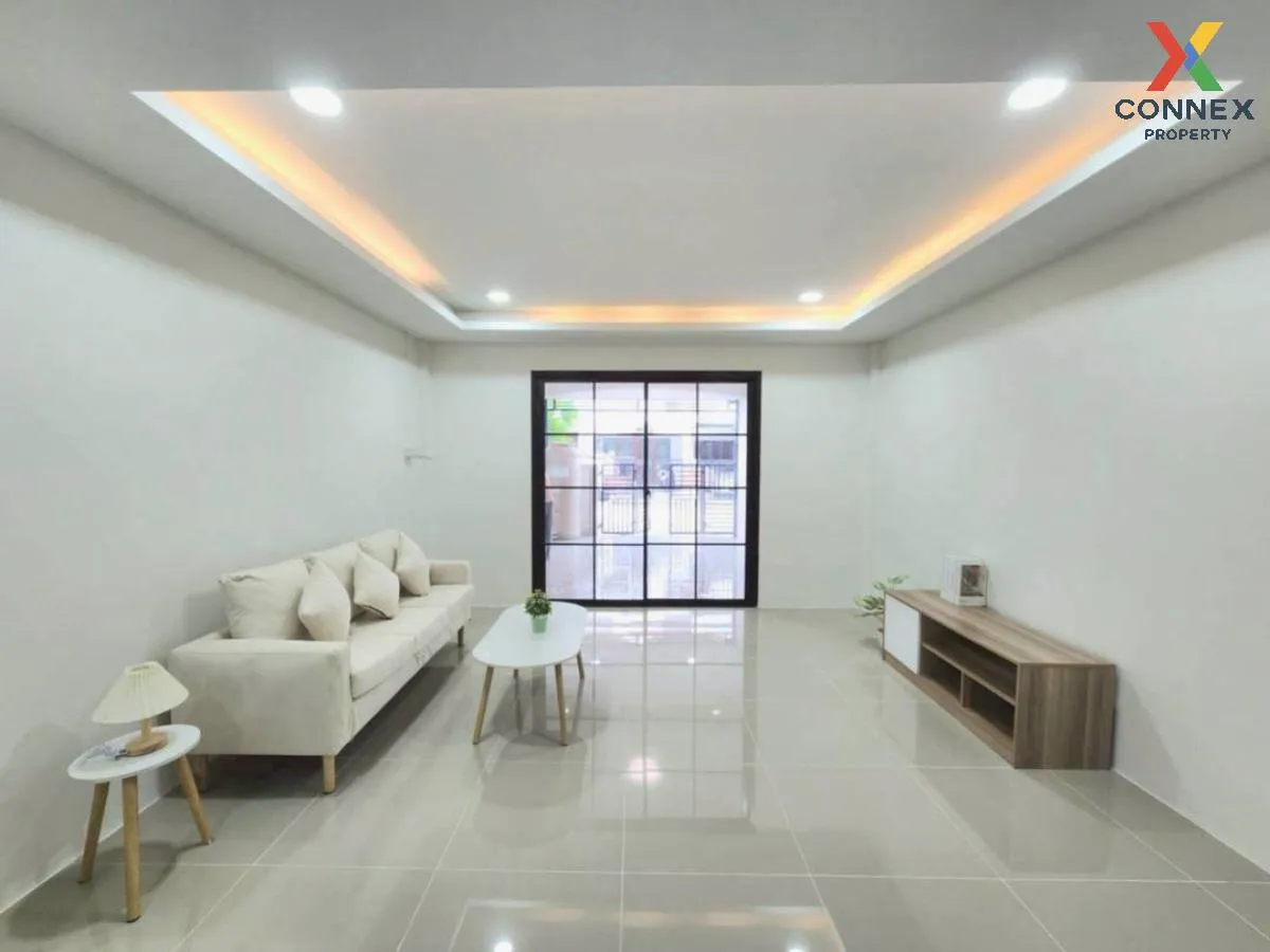 ขายทาวน์เฮ้าส์/ทาวน์โฮม  เค.ซี. รามอินทรา 8 รีโนเวทใหม่ สามวาตะวั 4