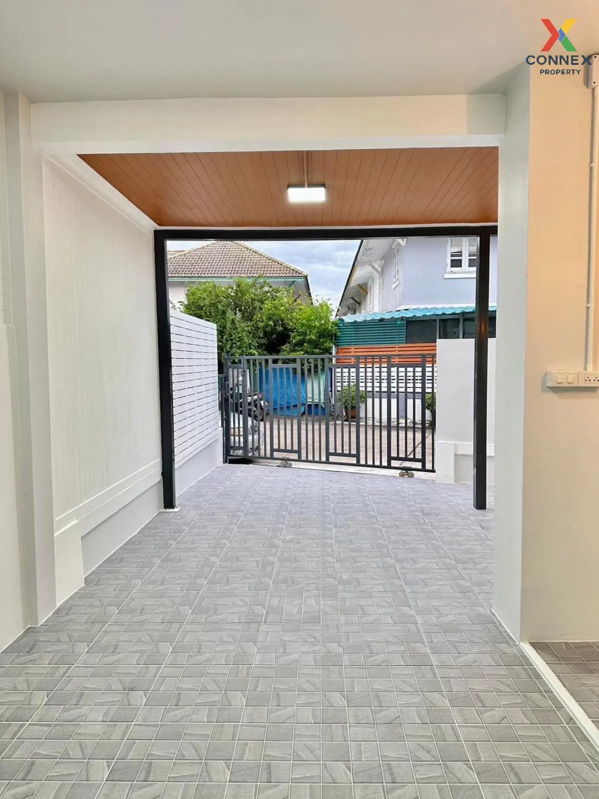 For Sale Townhouse/Townhome  , Baan Pruksa 18 Bangyai , newly ren 3