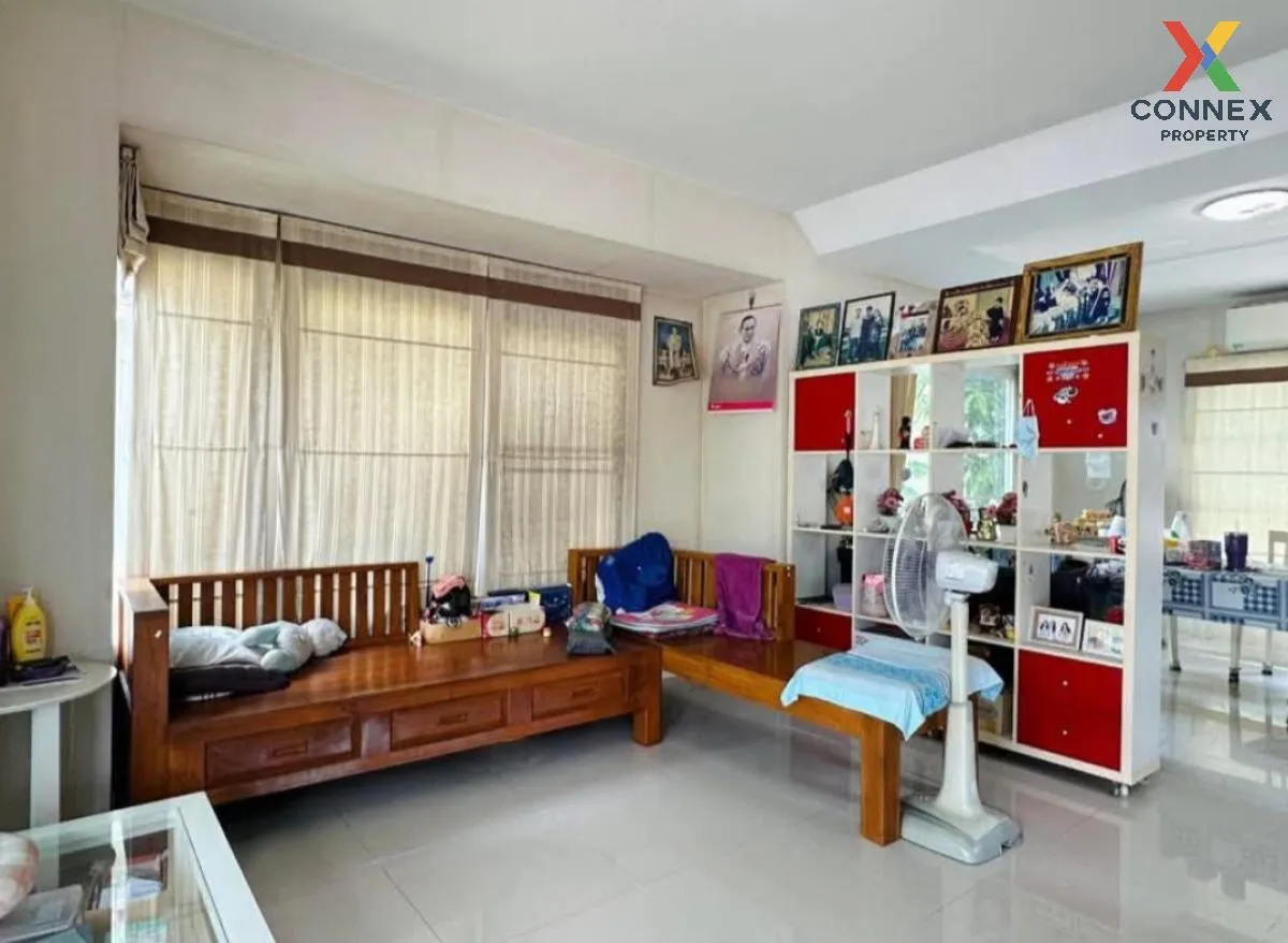 For Sale House , Chaiyapruek Bangyai , corner unit , wide frontag