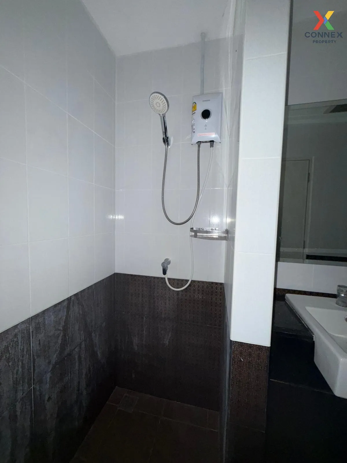 ขายคอนโด  อัสสกาญจน์ เพลส ศรีนครินทร์ มีนบุรี เขต มีนบุรี กรุงเทพ