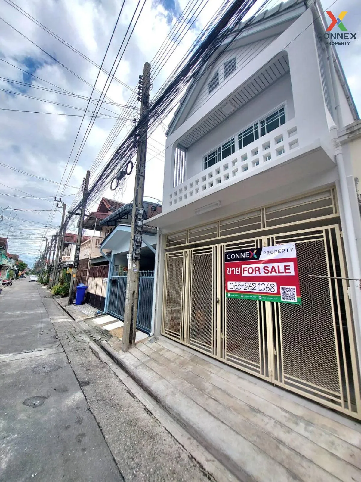 For Sale Townhouse/Townhome  , Rom Sai Village Khlong Lam Chiak 1 3