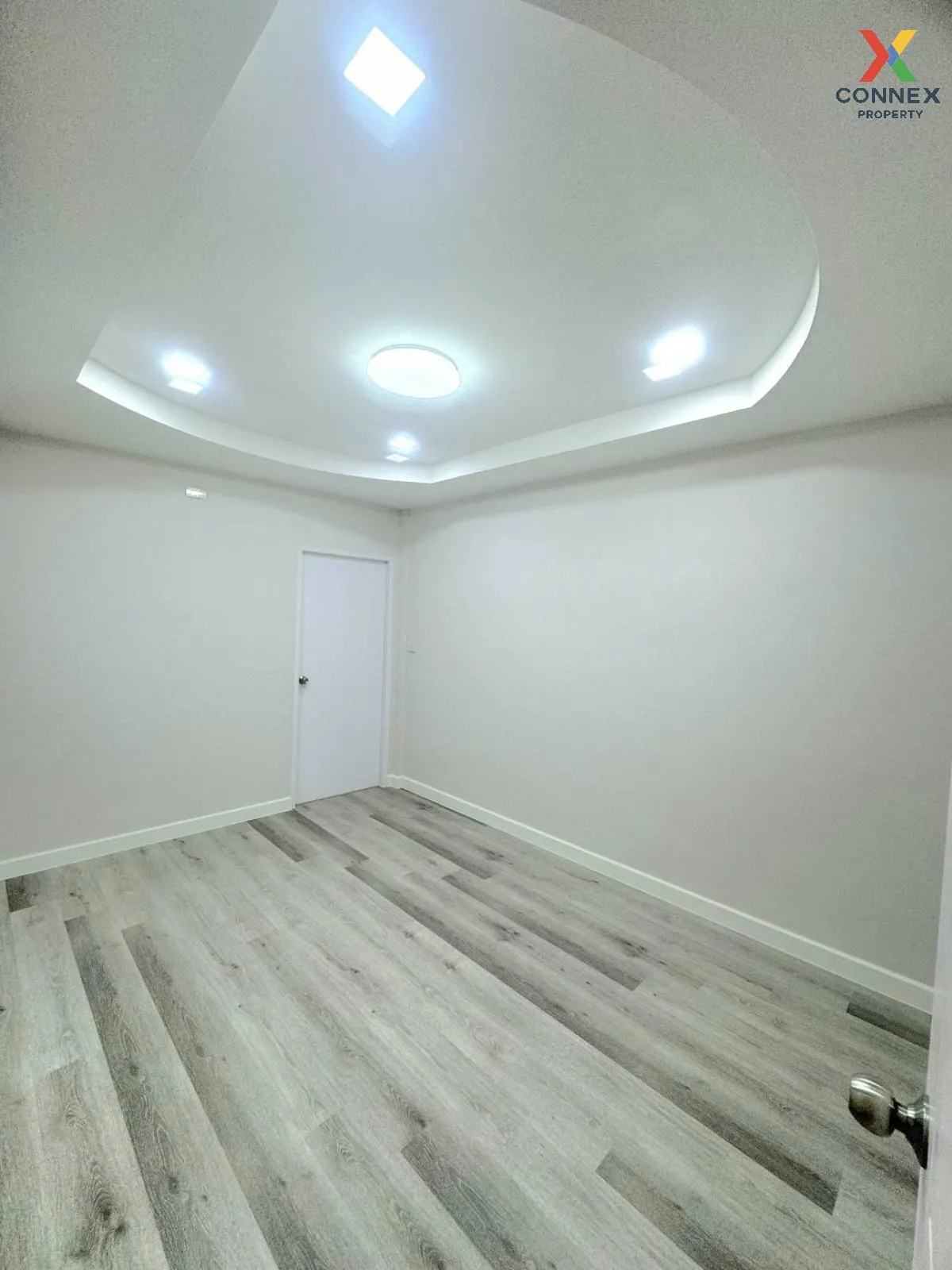 For Sale Townhouse/Townhome  , Rom Sai Village Khlong Lam Chiak 1