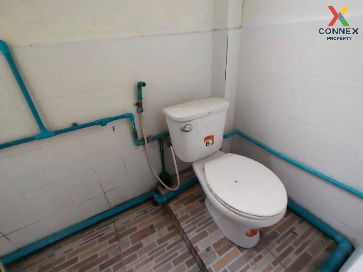 For Sale Commercial building, corner room, Phra Pradaeng , nice v