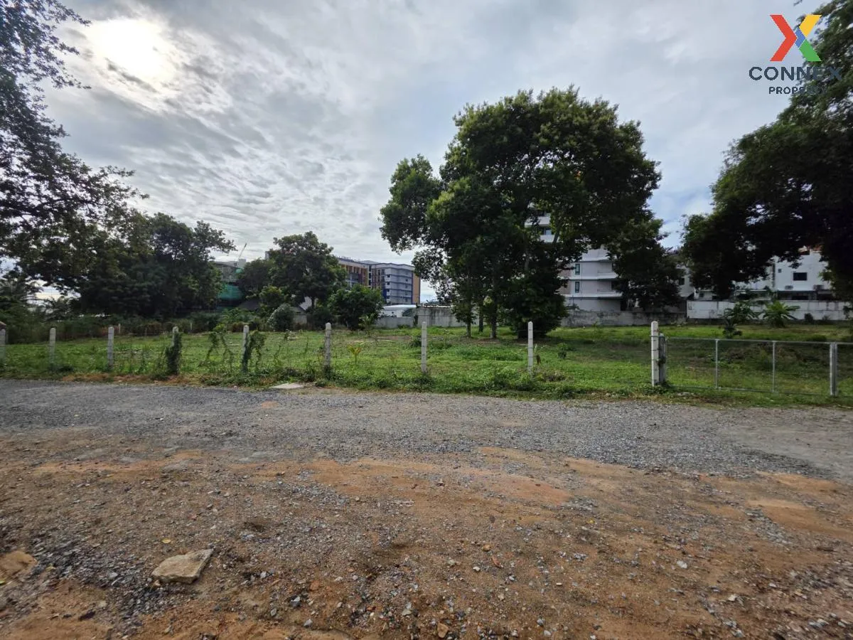 For Sale land area 1-0-99.6 square wah Pattaya City Chonburi , Mu 4