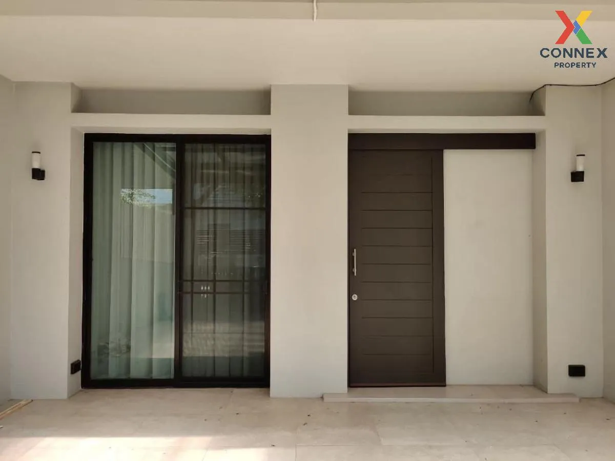 For Rent Townhouse/Townhome  , AREEYA MANDARINA SUKHUMVIT 77 , Su
