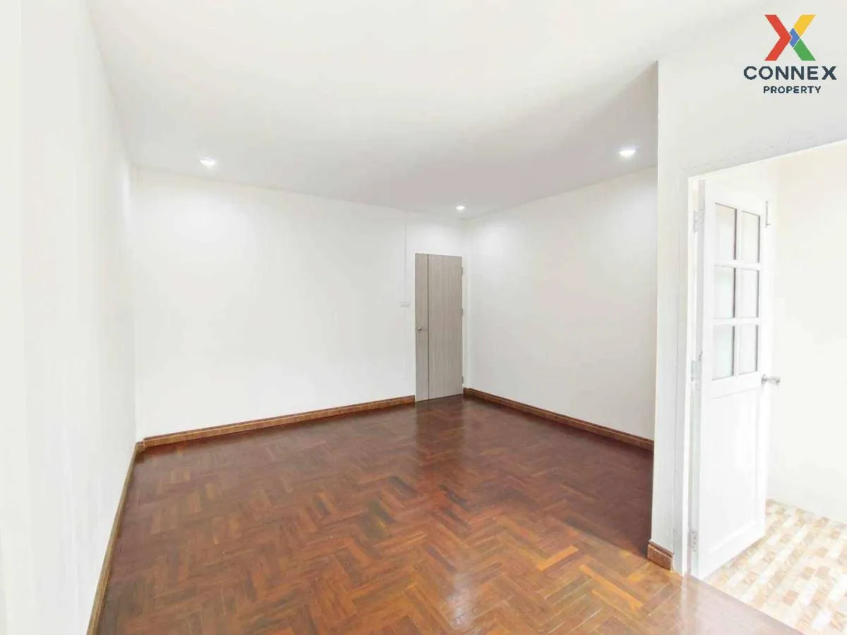For Sale Townhouse/Townhome  , Mu baan Sichai Villa Don mueang , 