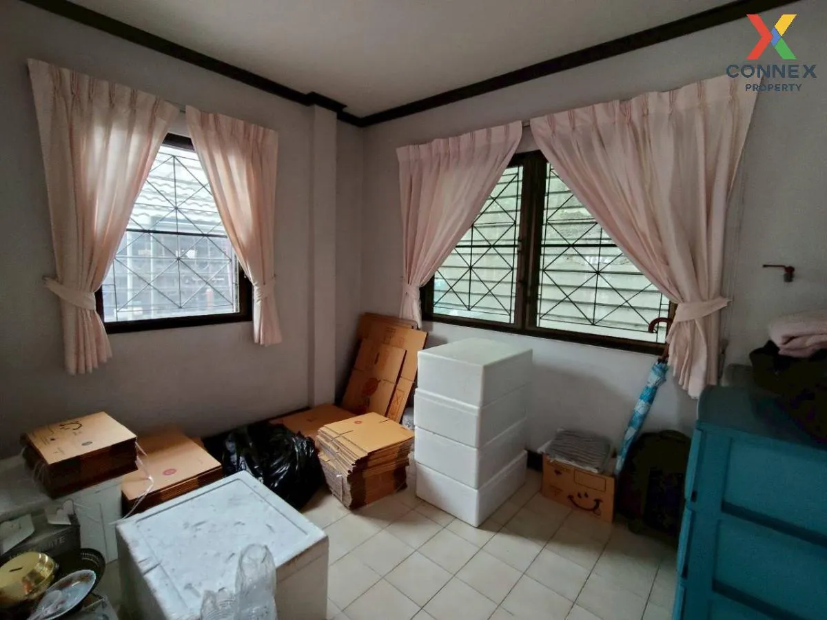 For Sale House , Windmill Villa 2 , wide frontage , Bang Phli Yai