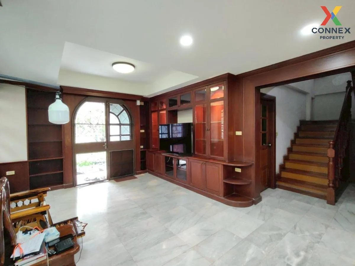 For Sale House , Windmill Villa 2 , wide frontage , Bang Phli Yai