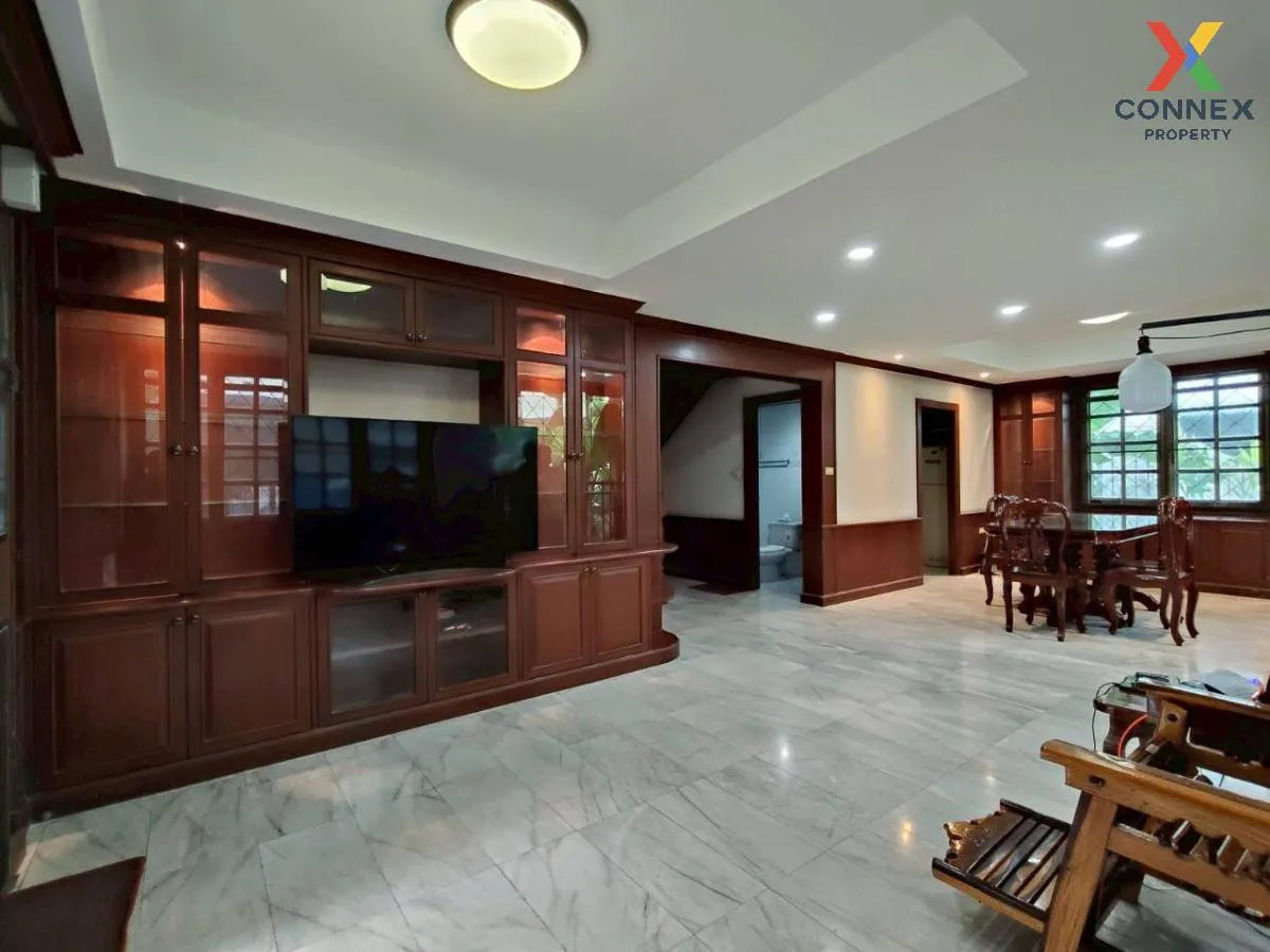 For Sale House , Windmill Villa 2 , wide frontage , Bang Phli Yai