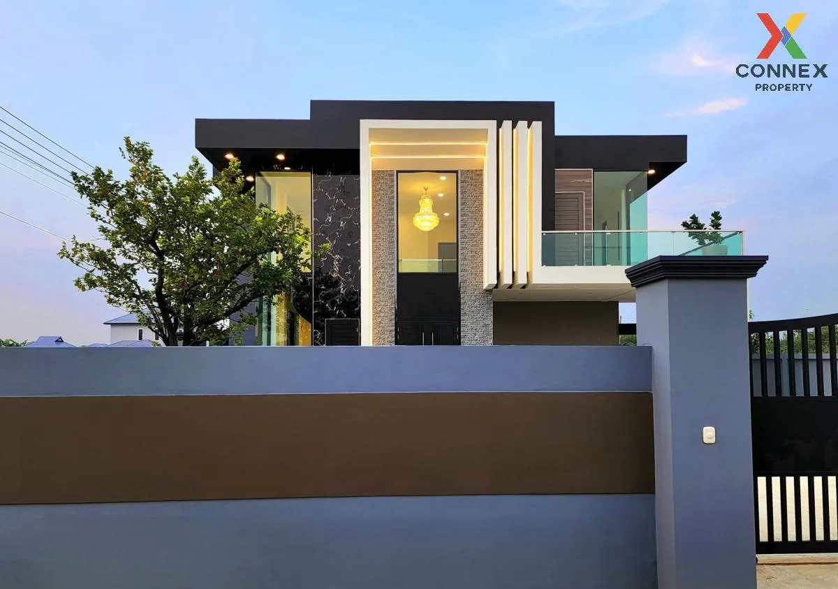 For Sale House,central nakorn phathom , nice view , wide frontage 4