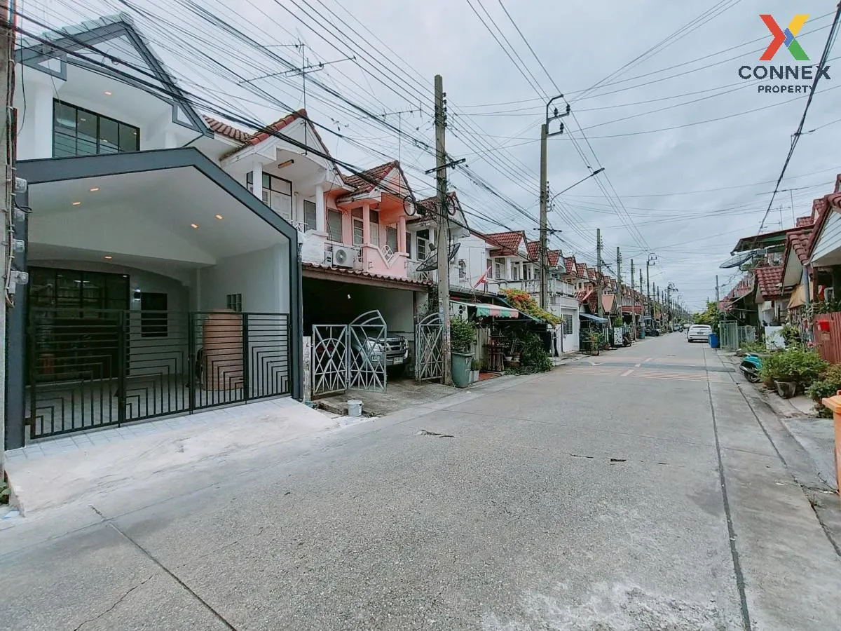 ขายทาวน์เฮ้าส์/ทาวน์โฮม  บ้านมนชญา 1 รีโนเวทใหม่ BTS-แยก คปอ. สาย 3