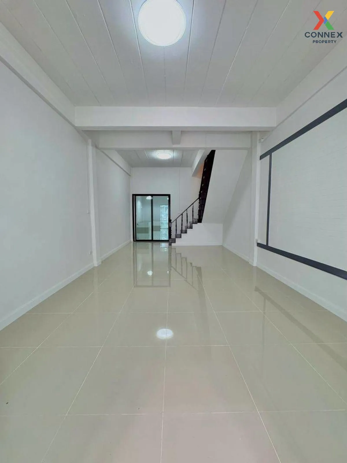 For Sale Townhouse/Townhome  , Asia Home Town , newly renovated , 3