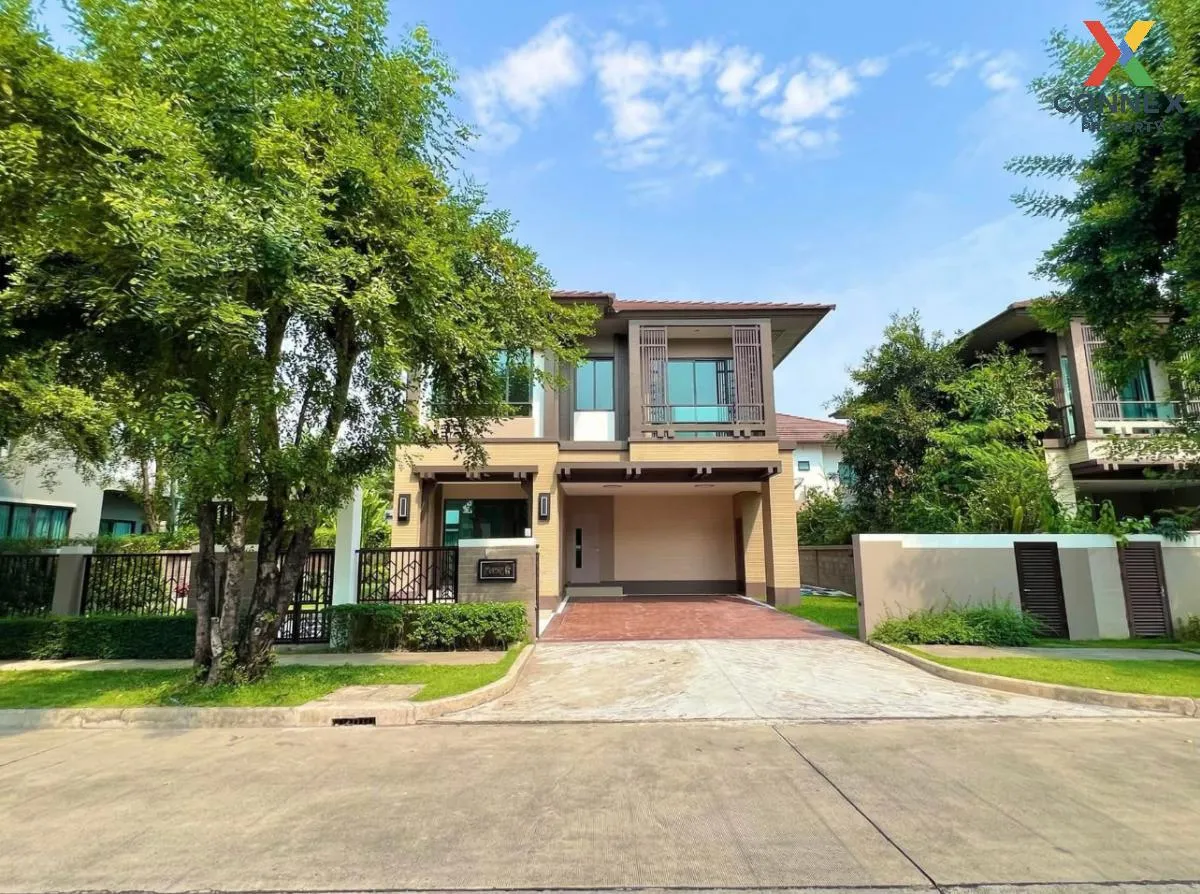 For Sale House , Setthasiri Watcharapol - Theprak , newly renovat 2