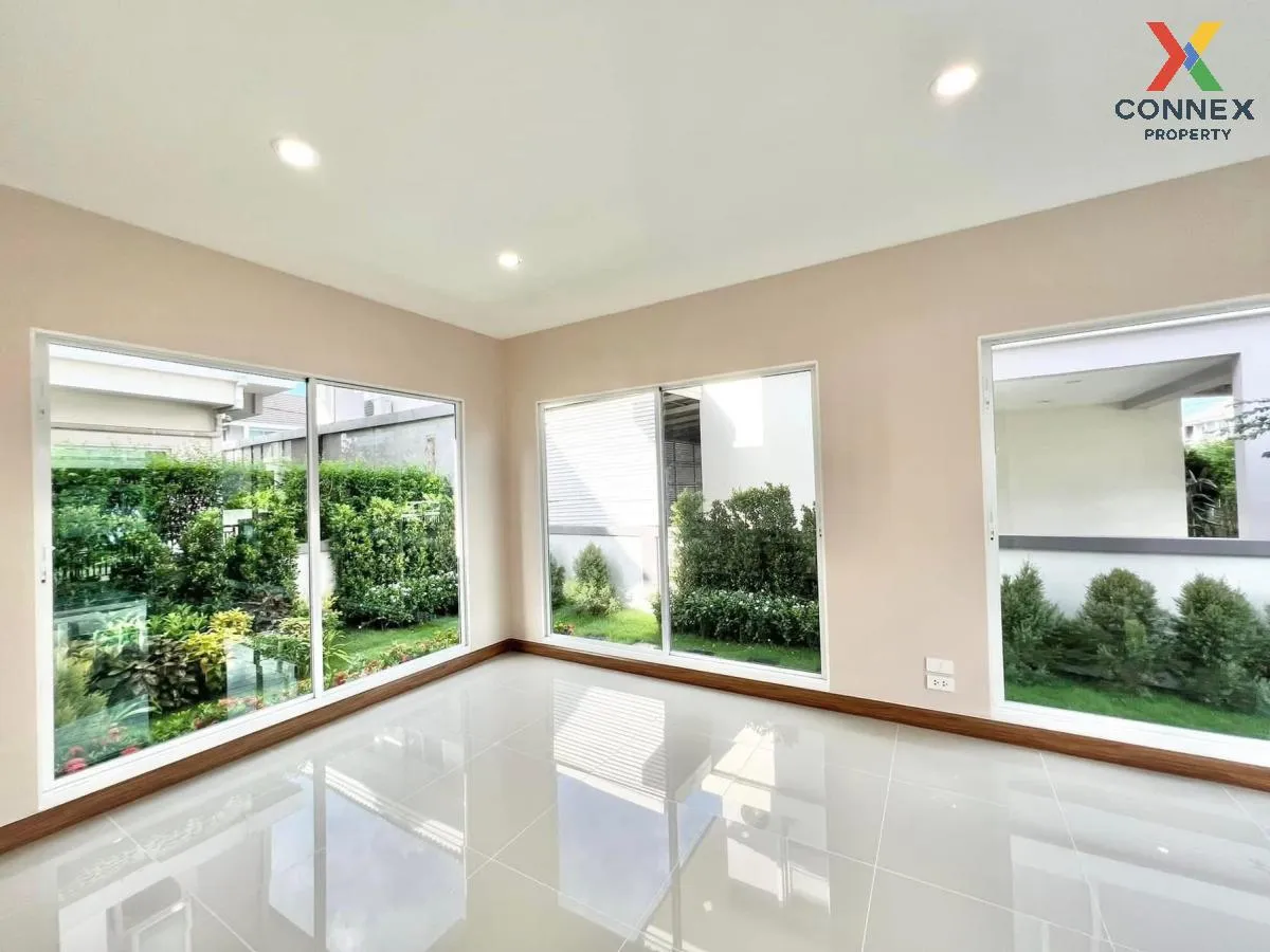 For Sale House , Life Bangkok Boulevard Rangsit , wide frontage ,