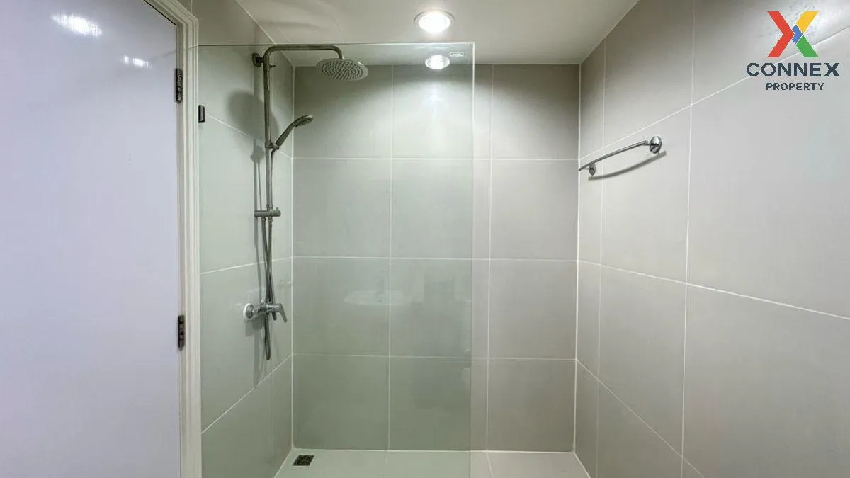 For Rent Condo , Renova Residence , BTS-Phloen Chit , Lumpini , P
