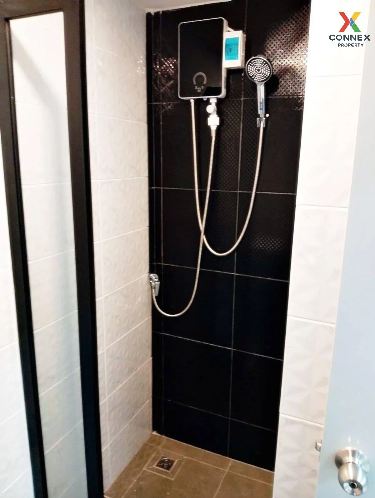 For Sale Condo , Iris Avenue Onnut - Wongwaen , ARL-Lat Krabang ,