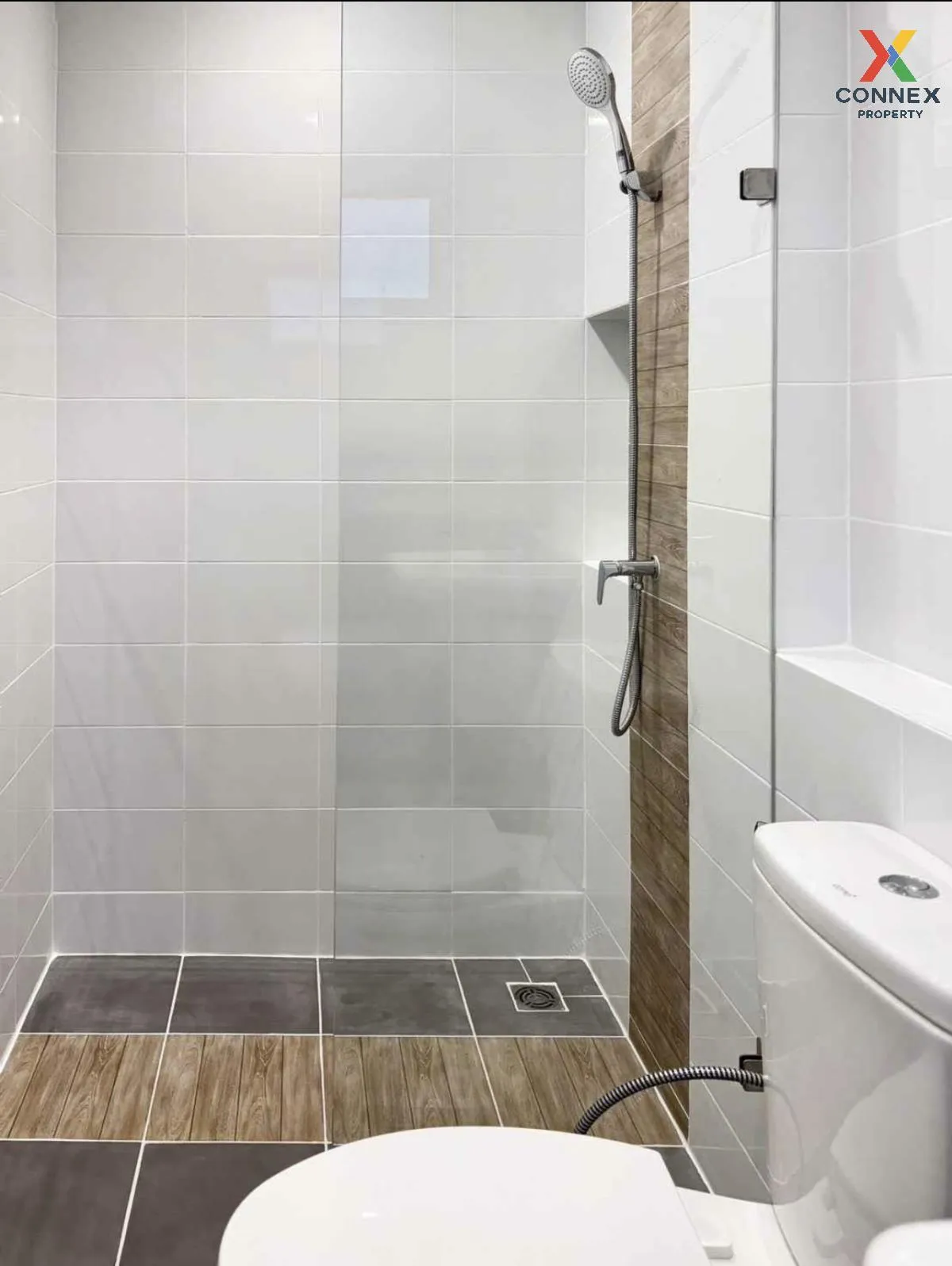 For Rent Townhouse/Townhome  , Pleno Sukhumvit - Bangna 2 , wide 