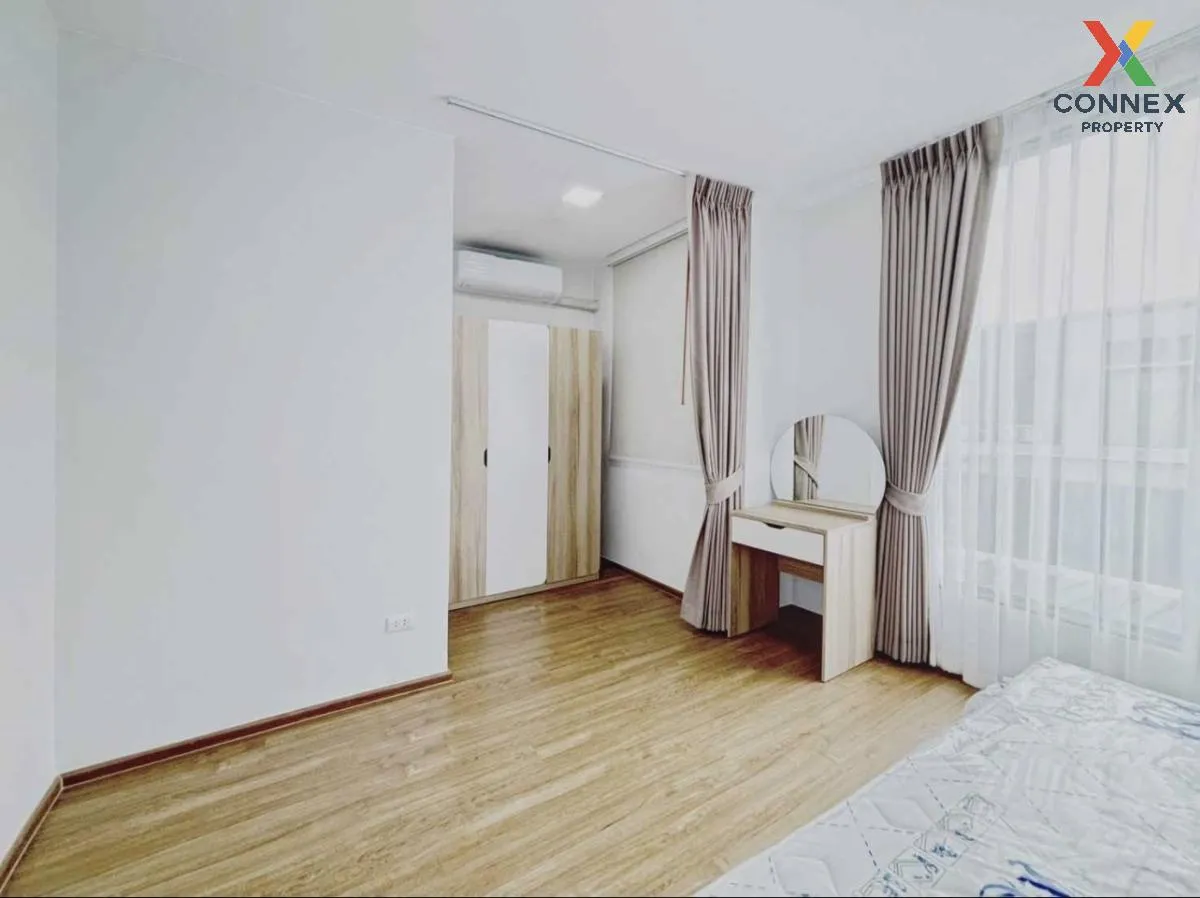 For Rent Townhouse/Townhome  , Pleno Sukhumvit - Bangna 2 , wide 