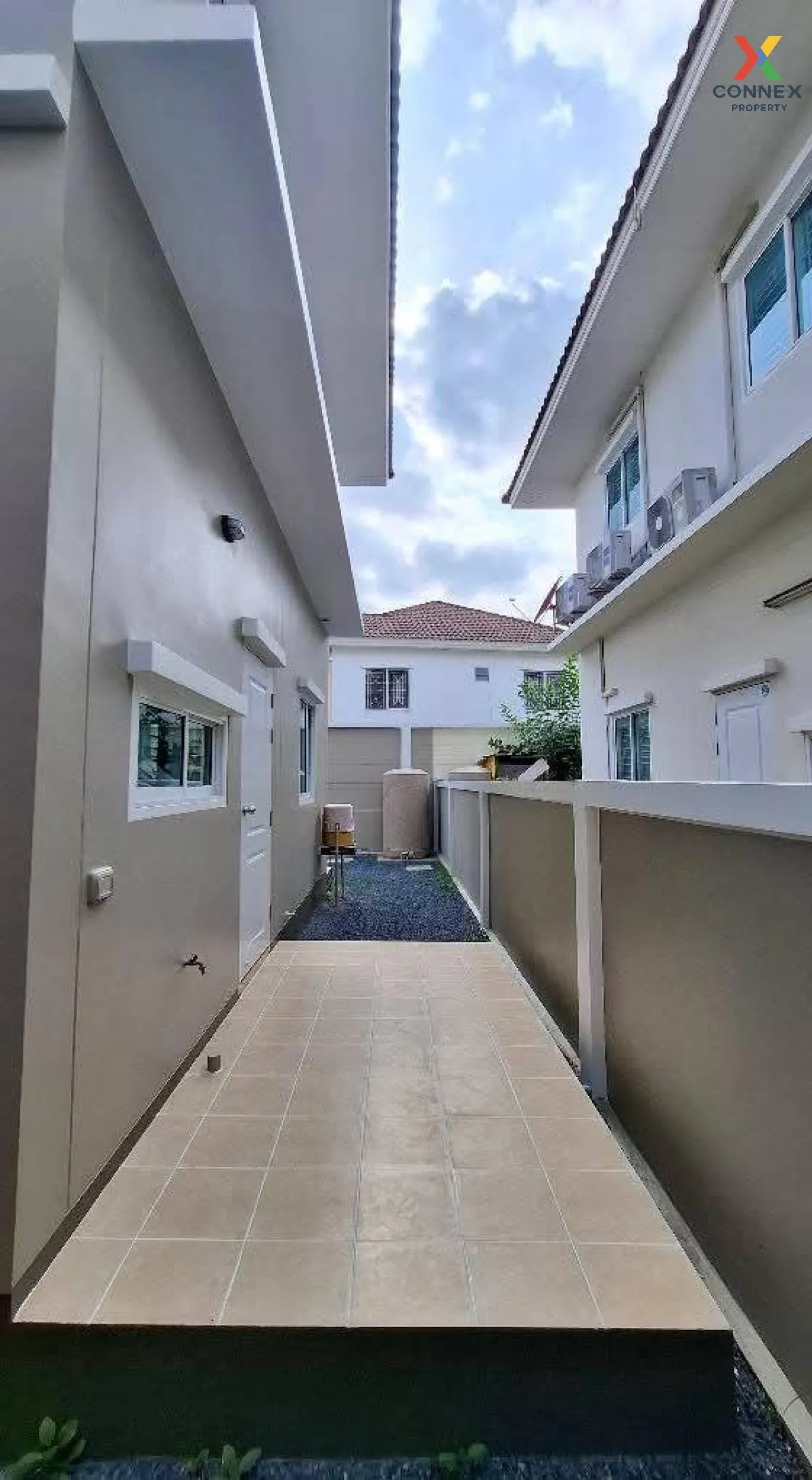 For Sale House , Nonnicha Bangyai 2 , corner unit , newly renovat