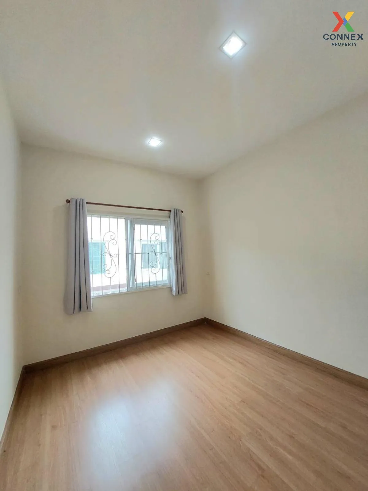 For Sale Townhouse/Townhome  , Golden Town Petchkasem , Nong Khan