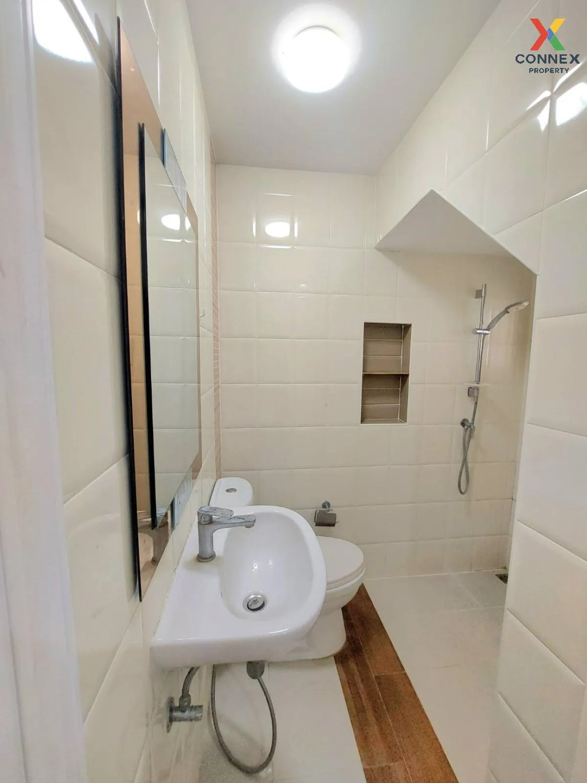 For Sale Townhouse/Townhome  , Golden Town Petchkasem , Nong Khan